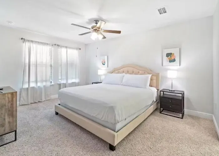 Paradise Downtown Holiday home Pensacola
